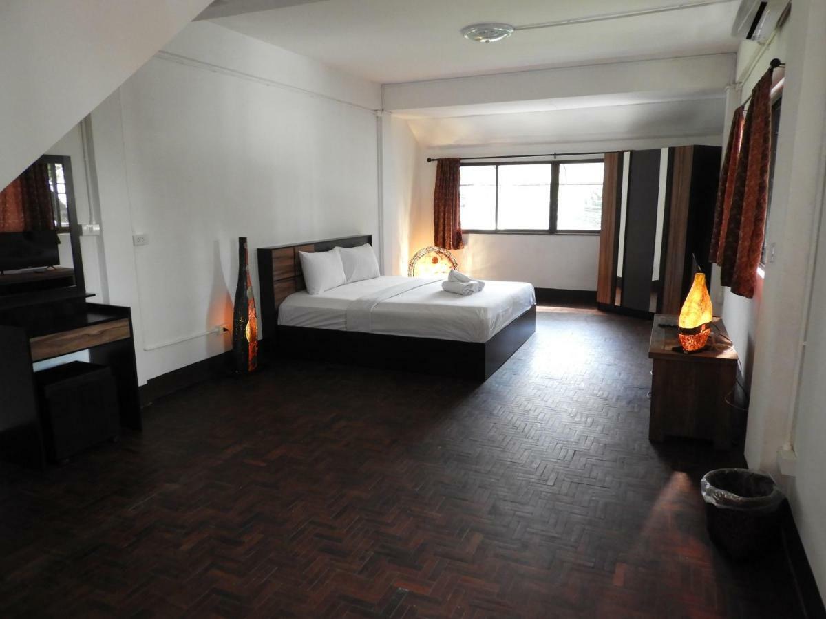 P'Lyn House Hotel Chiang Mai Ngoại thất bức ảnh
