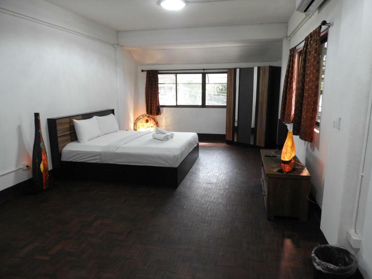 P'Lyn House Hotel Chiang Mai Ngoại thất bức ảnh